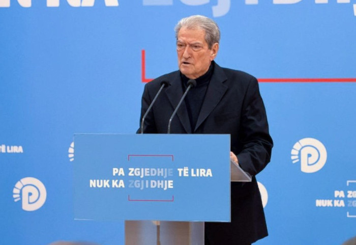 Çmimi i naftës, Berisha: 410 mln euro naftë kontrabandë shkojnë te familja e Ramës