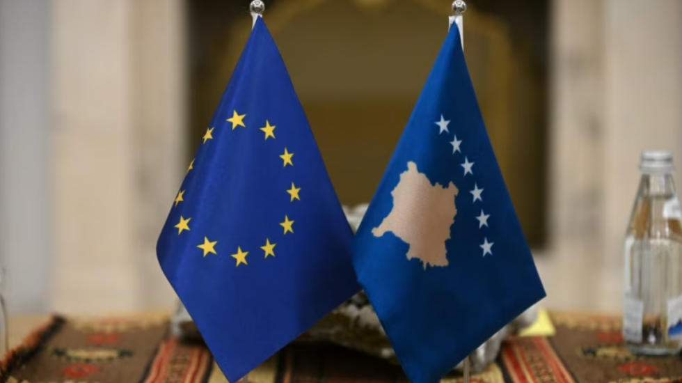 KE heq të gjitha masat financiare ndaj Kosovës