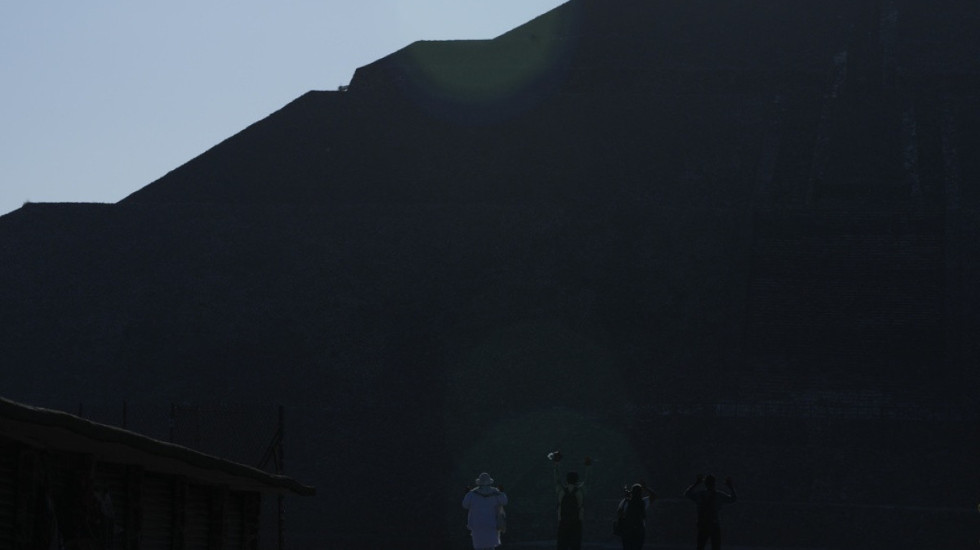 Ekuinoksi i Pranverës, dita ku takohet Hëna dhe Afërdita