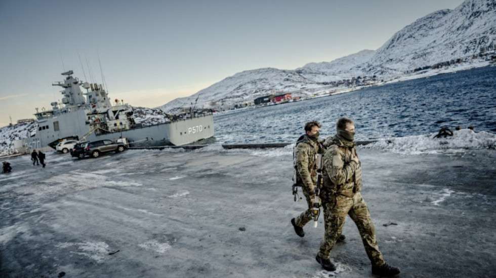 Strategjia për luftë me Amerikën, Danimarka planifikoi të shkatërronte pistat ajrore në Groenlandë