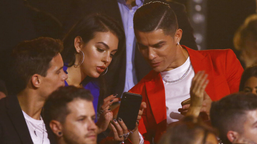 18 milionë euro në një foto! Ky është luksi në të cilin jetojnë Ronaldo dhe Georgina