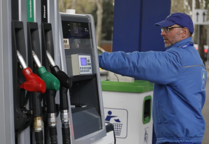 Rritet sërish çmimi i naftës, Bordi vendos: 218 lekë/ litër