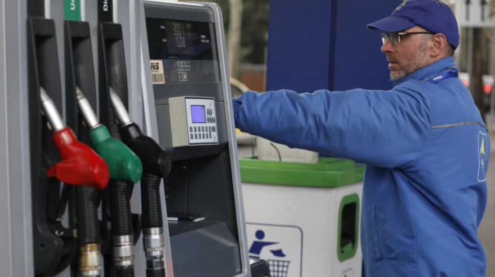 Rritet sërish çmimi i naftës, Bordi vendos: 218 lekë/ litër