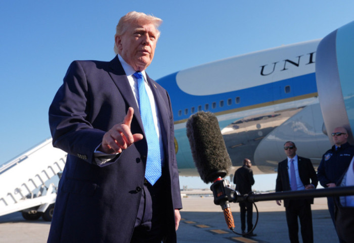 “Hormuzi rihapet shumë shpejt”, Trump: Irani po kërkon marrëveshje, po flasim me një person shumë të rëndësishëm