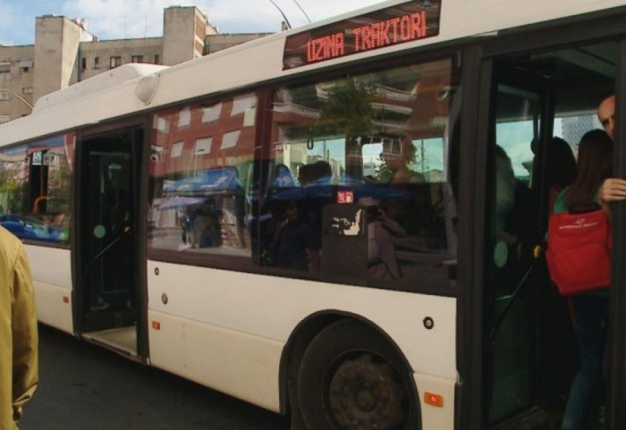 Rritja e çmimit të naftës, Shoqata e Transportit paralajmëron reduktim të shërbimit