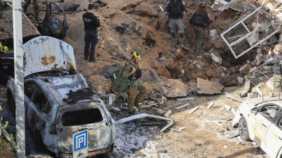 Raketa iraniane me 100 kg eksploziv, krater gjigand mes dy ndërtesave në Tel Aviv