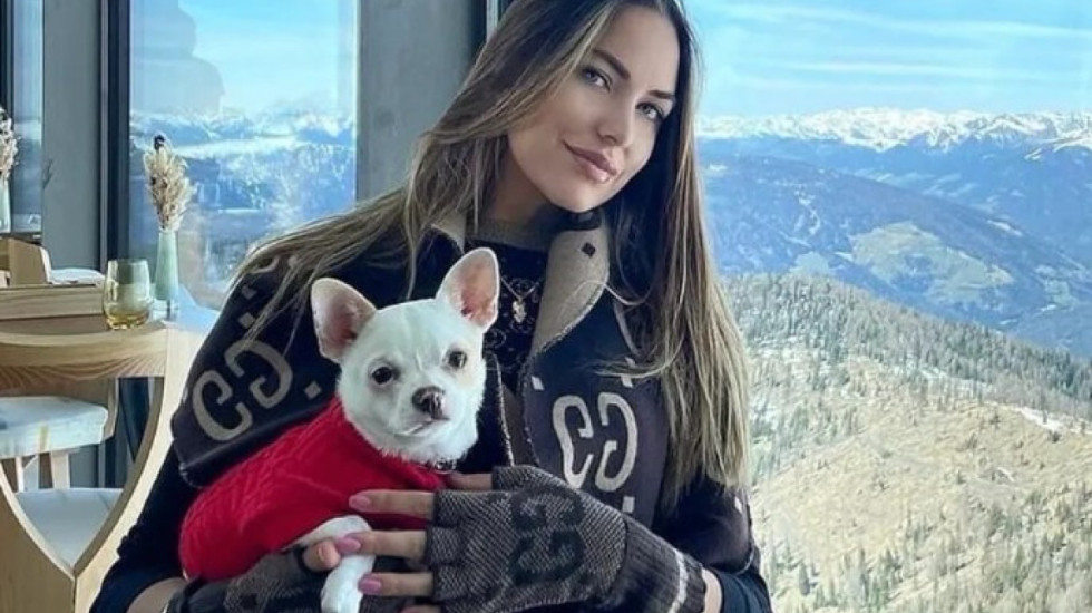 5 muaj pas vrasjes makabre dhunohet arkivoli i modeles në Itali, i marrin kafkën