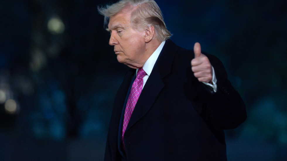 “Nëse doni naftë nga Hormuzi, shkoni merreni vetë”, Trump - aleatëve: Amerika s’do jetë aty për ju!