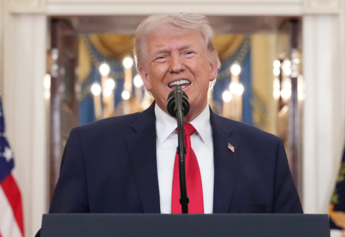 “Do ta kthejmë Iranin në epokën e gurit”, Trump: Kush do naftë nga Hormuzi ta marrë vetë