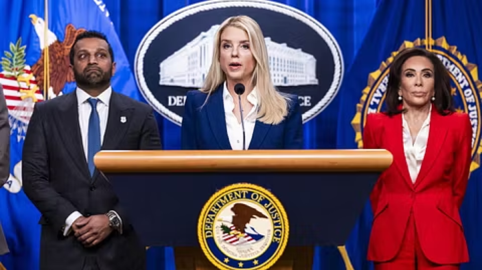 Trump shkarkon Pam Bondi nga posti i Prokurores së Përgjithshme në SHBA