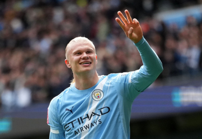 Erling Haaland shënon tre gola me City në Wembley