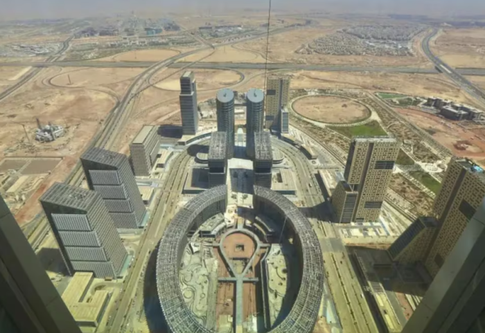 Egjipti po ndërton një kryeqytet të ri në mes të shkretëtirës