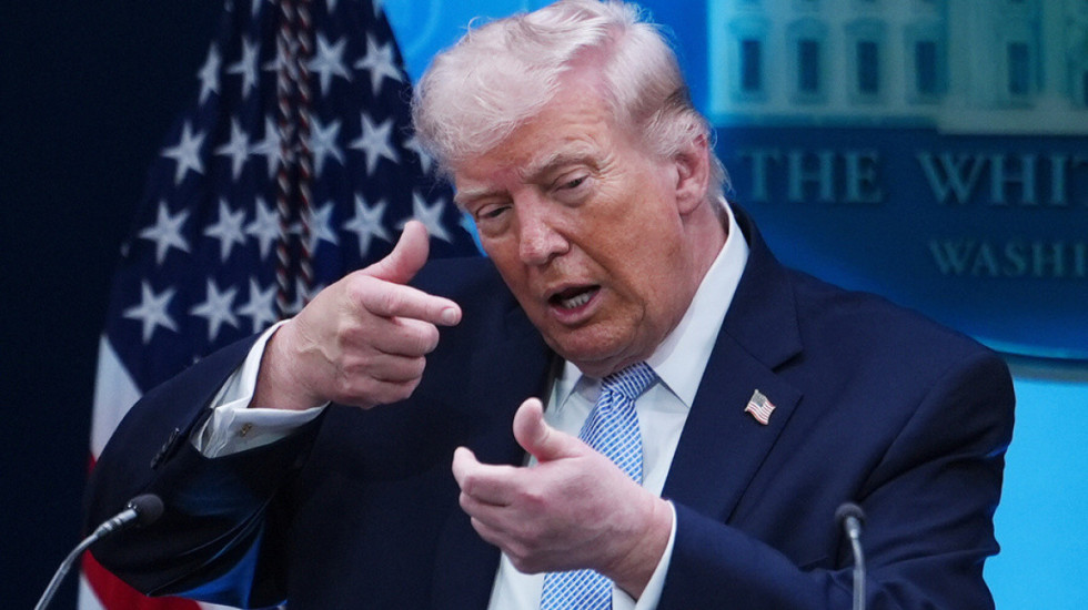 “Gati ta kthejmë Iranin në Epokën e Gurit”, Trump thirrje iranianëve të ngrihen kundër regjimit