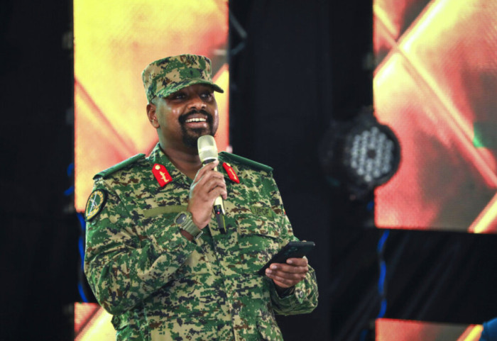 Duam 1 miliard dollarë dhe femrën më të bukur, Uganda i bën presion Turqisë