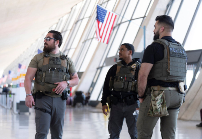 Një dashuri që sfidoi kohën, por jo ligjin amerikan, 86-vjeçarja franceze arrestohet nga ICE