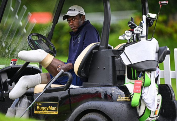 Historia frymëzuese e sportistit, golfisti pa këmbë dhe pa gishta që sfidon kufijtë e pasionit