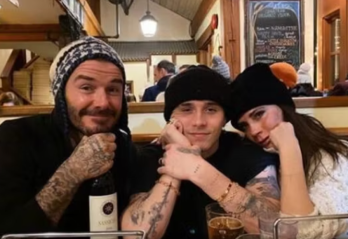 Victoria Beckham thyen heshtjen për Brooklyn: Jemi sjellë si gjithë prindërit