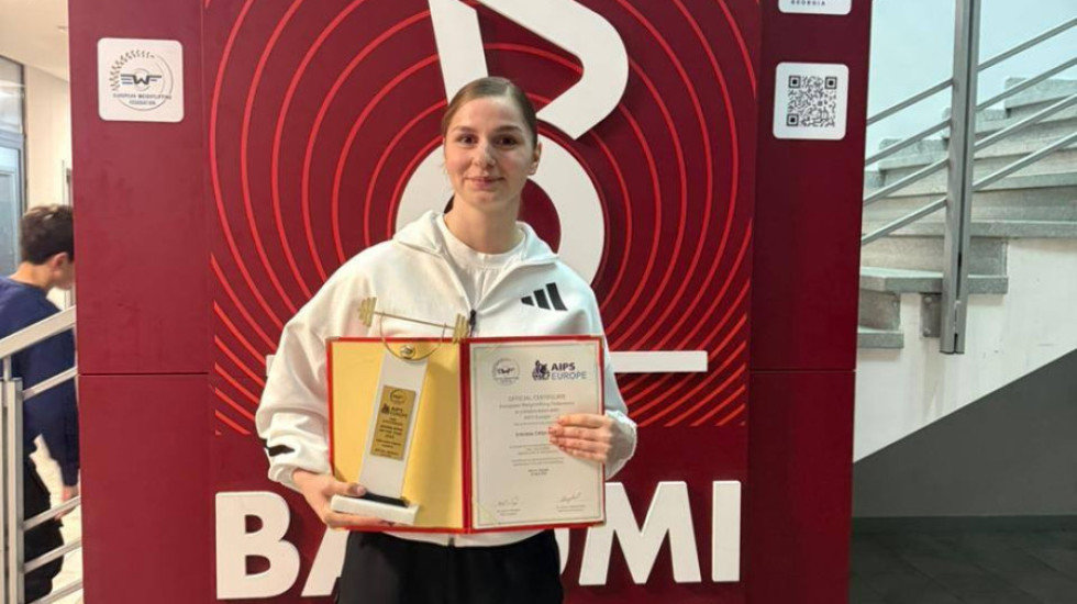 Europiani i Peshëngritjes, Enkileda Carja shpallet “Ylli në ngritje i Europës 2025”