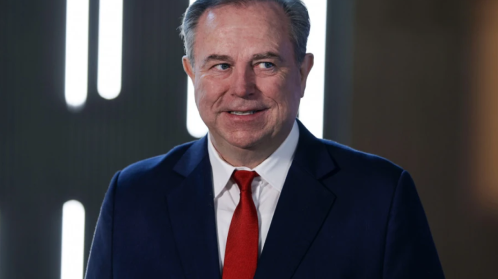 Christopher Ruddy: Në Newsmax besojmë tek integriteti, liria dhe debati i hapur