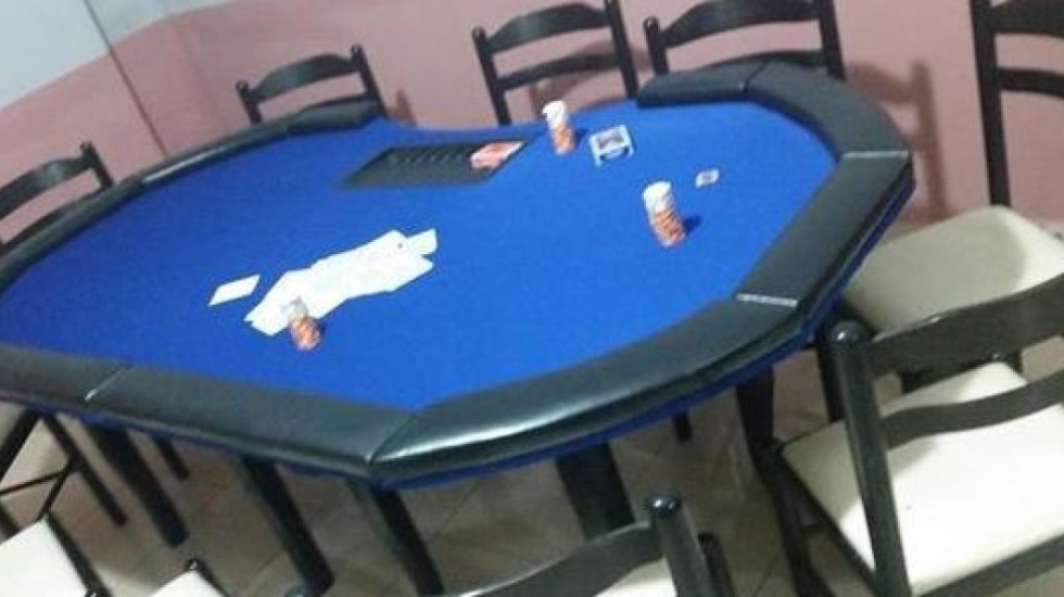 Tavolina pokeri dhe kokainë, operacioni Blic i policisë, tre në pranga