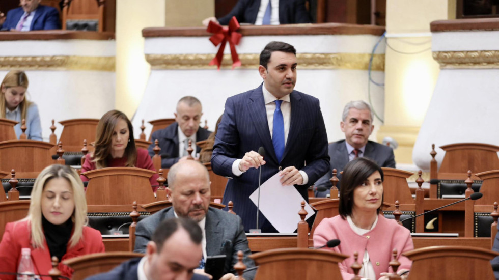 “Ryshfete me prerje 100 deri në 500 euro”, Këlliçi: SPAK i sekuestroi pasuritë Karçanajt, Rama tha se s’ka shtëpi