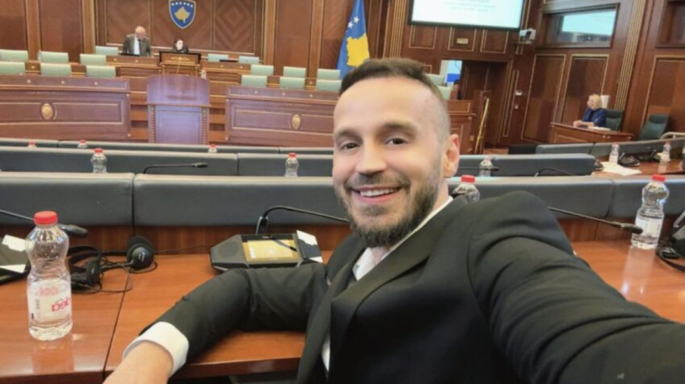 E paprecedentë në Kosovë, deputeti i Kuvendit i uron burgim të përjetshëm Thaçit