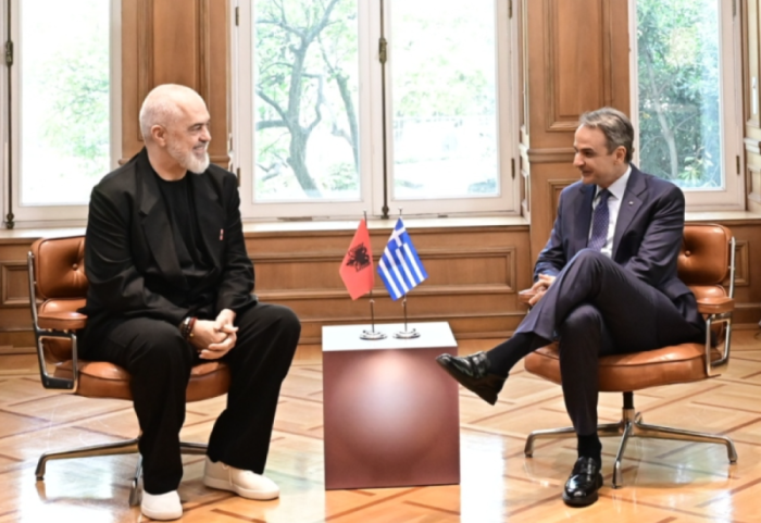 Çfarë nuk u pa nga takimi në Athinë? Rama batuta me Micotaqis për atletet e bardha