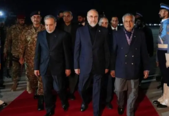 “Hormuzi nuk hapet”, negociatori Iranian: Është shkelur armëpushimi