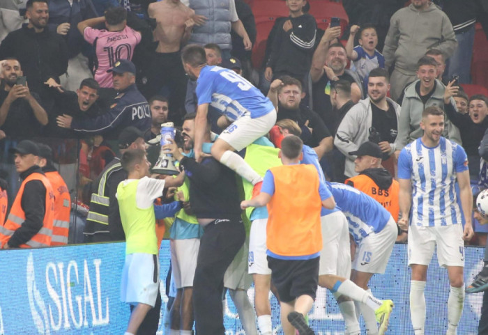 Spektakël në derbin e kryeqytetit, Tirana mund Partizanin dhe merr frymë lirisht